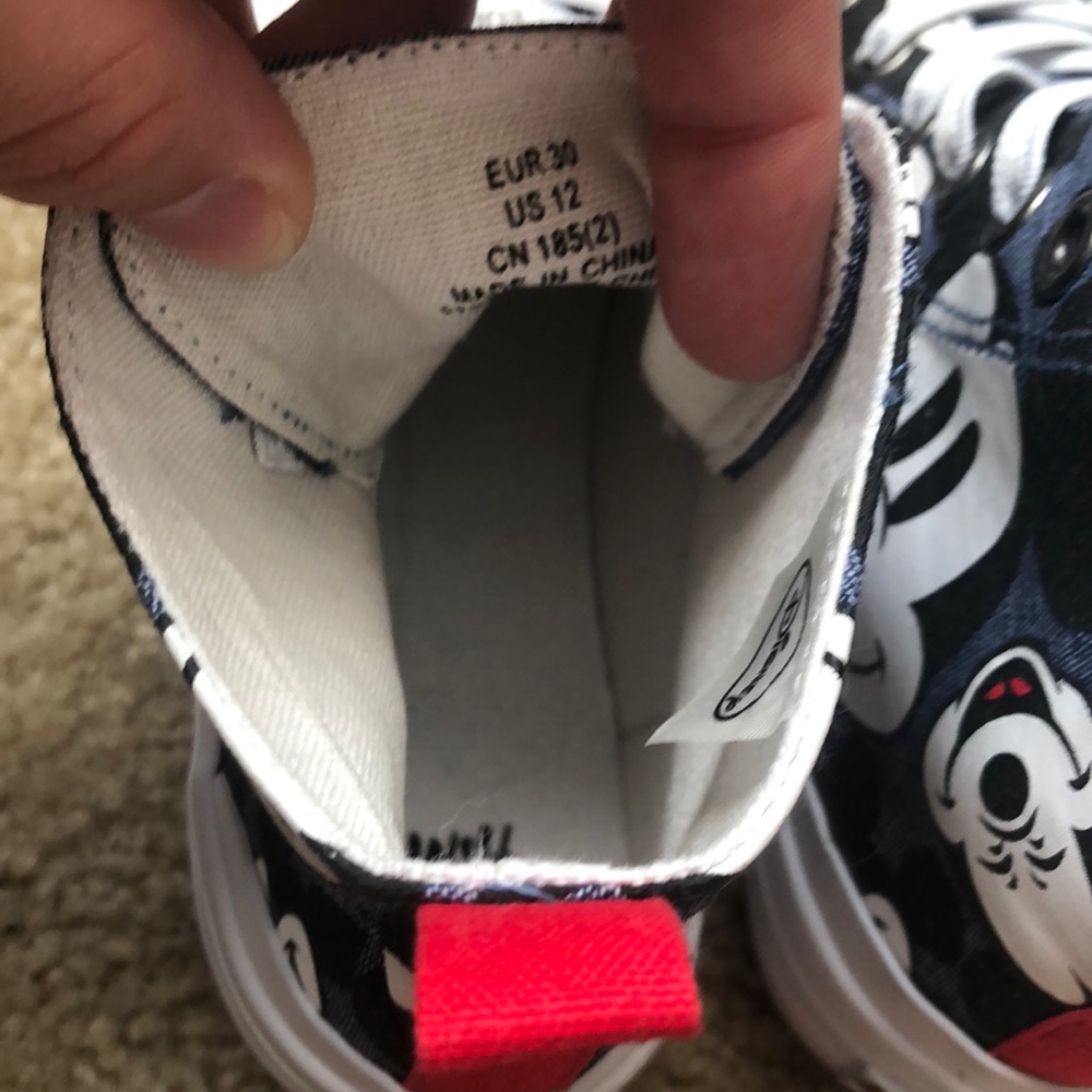 NWT Mickey Mouse sneakers - Picture 4 of 5